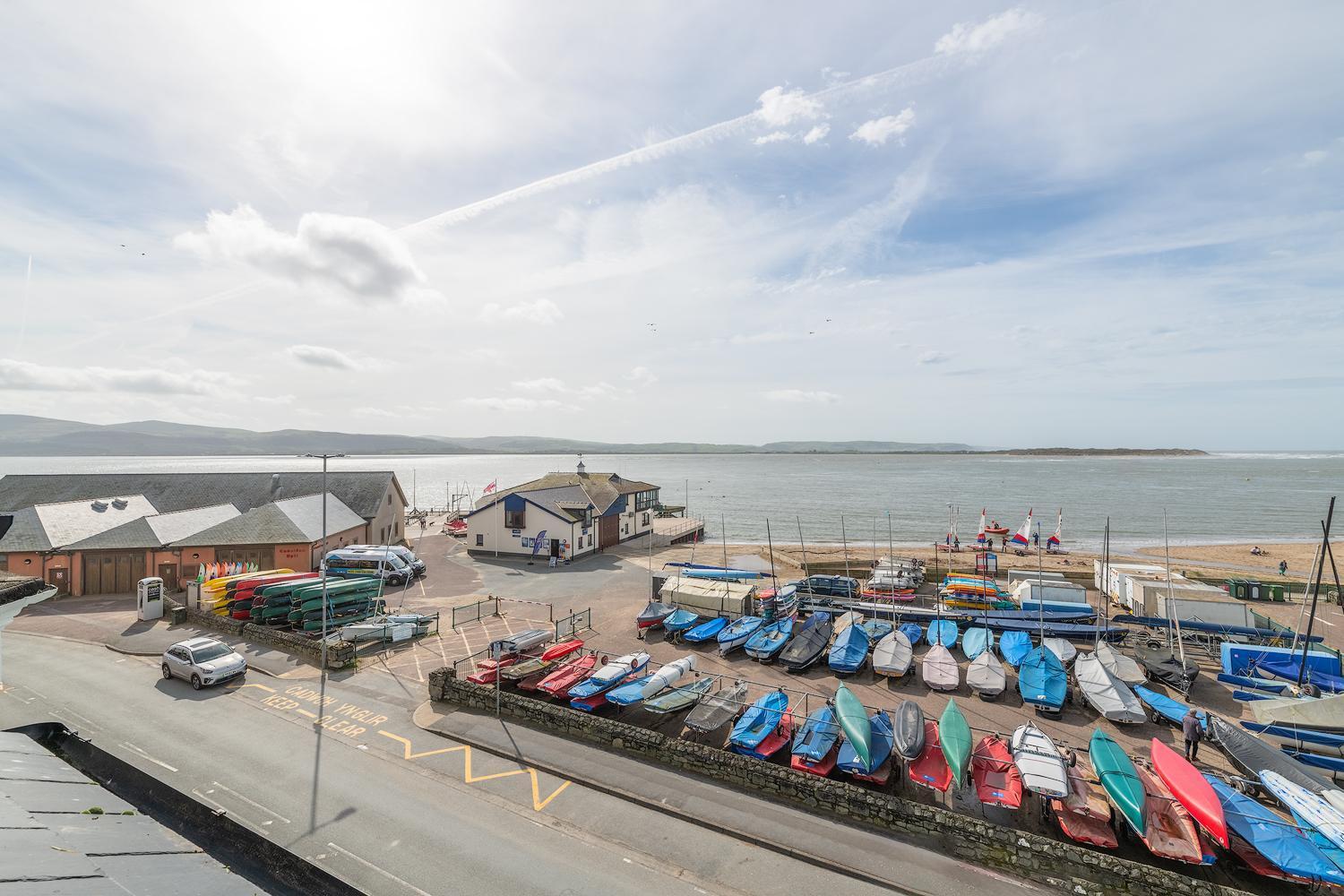 Beach Front Flat In Aberdovey Apartment Aberdyfi Exterior photo